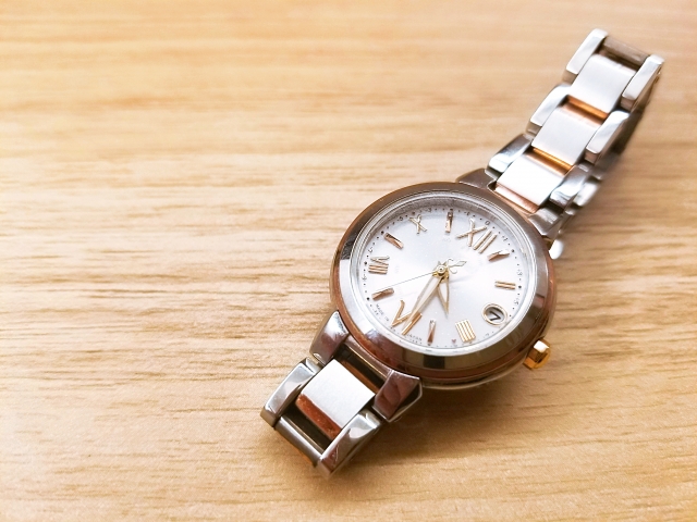 OLIVIA BURTON（オリビアバートン）上品なロンドン腕時計